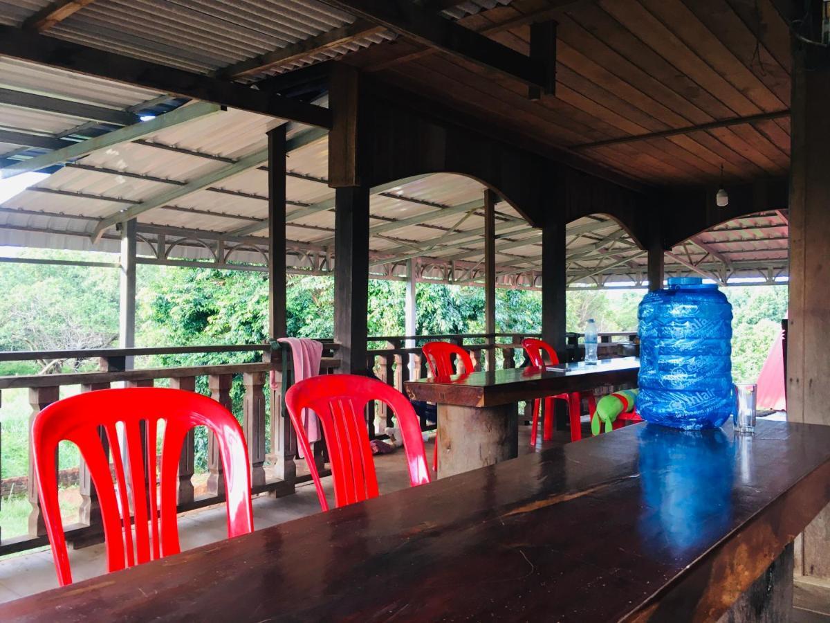 Ratanakiri Farmhouse & Trekking Banlung Eksteriør billede